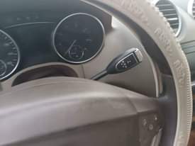 A picture of 2012 Mervedez benz ML 350 White
