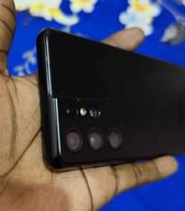 A picture of Samsung s21 Ultra 5G