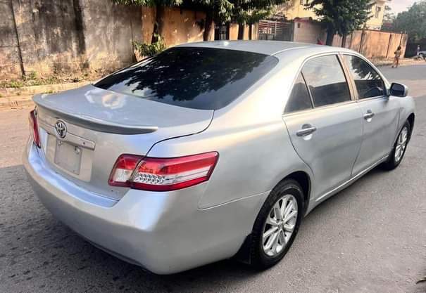 A picture of Toyota Camry 2011