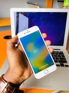 A picture of iphone 8 plain gb 64 bh 100 clean sana