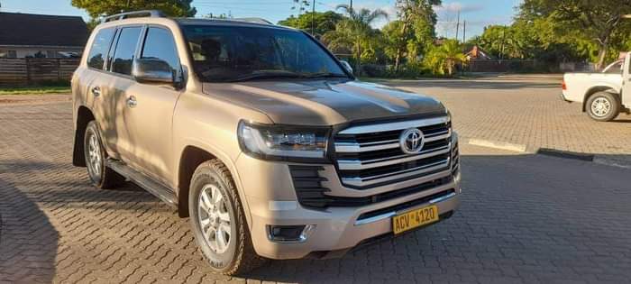 toyota land cruiser