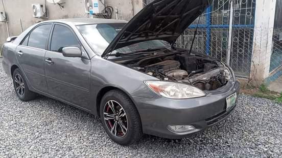 A picture of 2004 Toyota Camry Toyota Camry