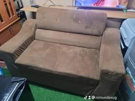 A picture of Fairly used households items on quick sale