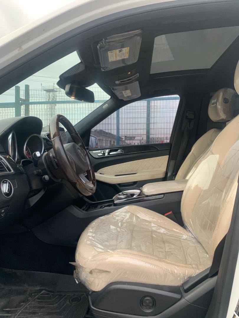 A picture of Foreign used 2016 Mercedes Benz GLE400s
