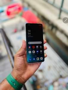 A picture of OPPO RENO 6 5G MPYA BADO