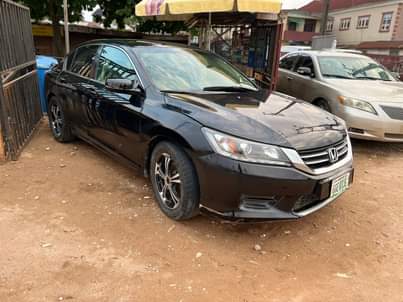 A picture of 2014 HONDA ACCORD