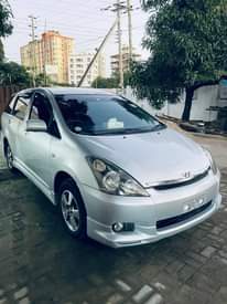 A picture of TOYOTA WISH KALI