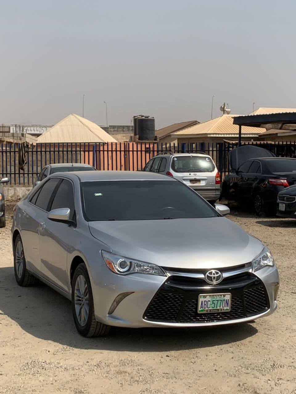 A picture of Toyota Camry XLE 2015