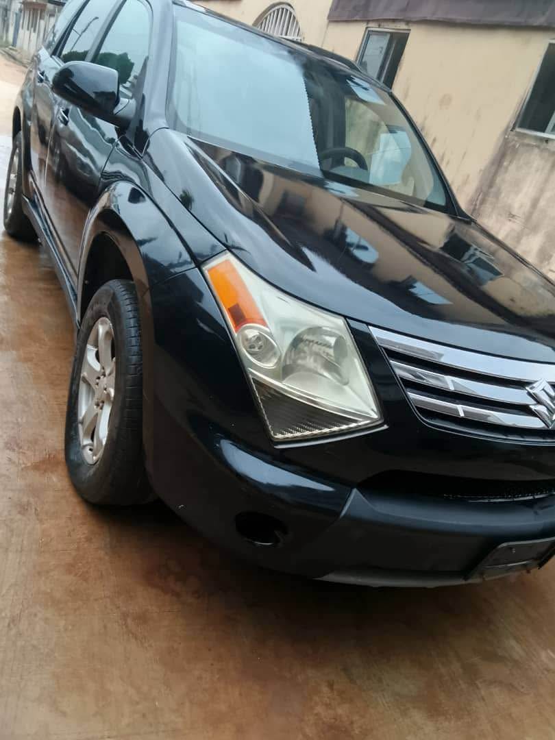 A picture of SUZUKI XL7 FIRST BODY BUY AND DRIVE