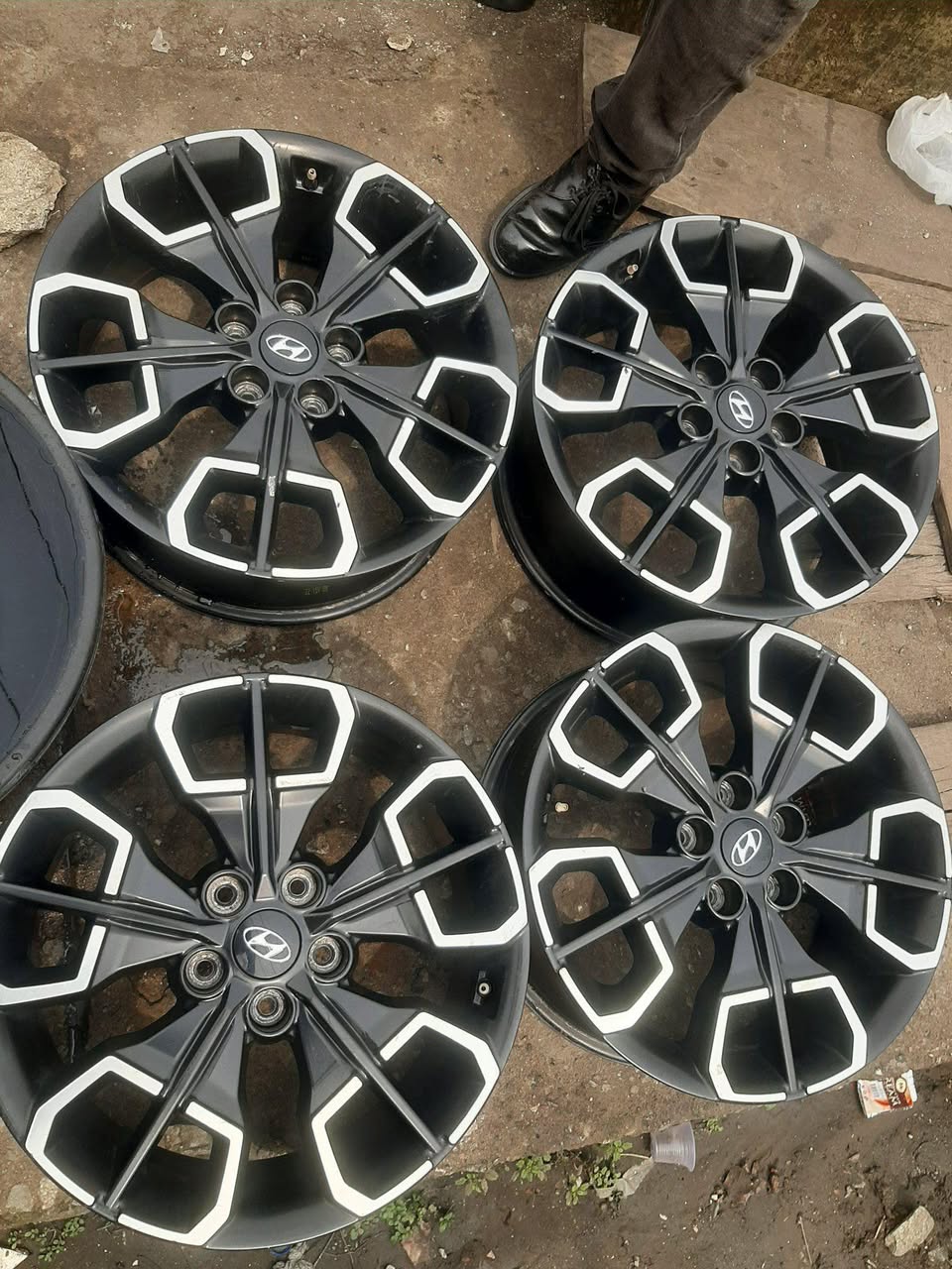 A picture of Direct tokunmbo rim