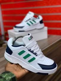 A picture of Njoo upate viatu original Call WhatsApp 0657865588