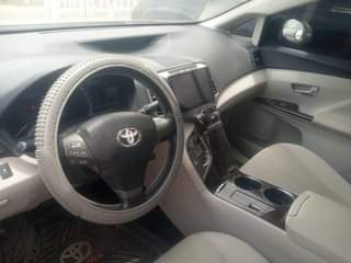 A picture of 2010 Toyota Venza