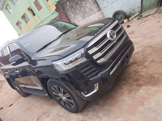 A picture of Toyota Landcrusser prado 2010