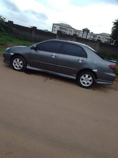 A picture of 2004 Toyota Corolla S