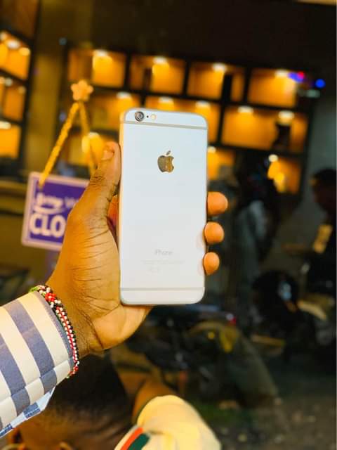 A picture of Iphone 6