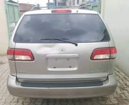 A picture of Toyota Sienna