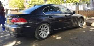 classifieds/cars bmw