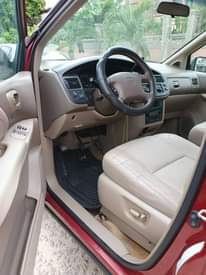 A picture of Toyota sienna
