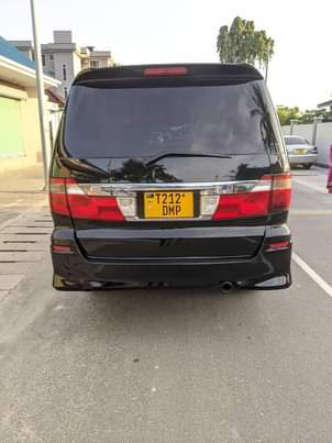 toyota alphard