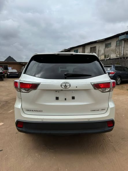 A picture of 2016 Toyota Highlander XLE