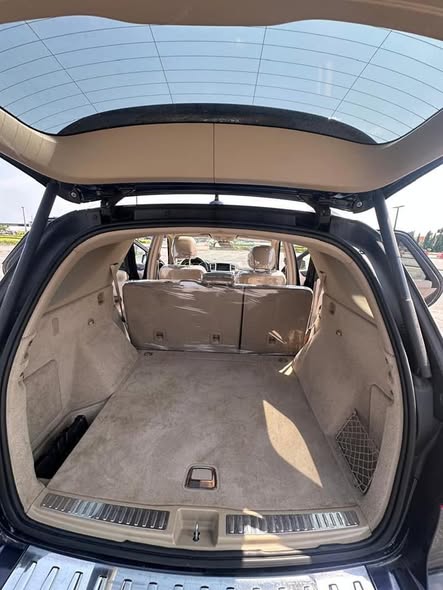 A picture of Mercedes Benz ML 350 2013