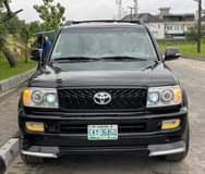 A picture of FOR SALE Well maintained and neatly used 2004 Toyota Landcruiser
