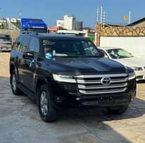A picture of TOYOTA LAND CRUISER 2022 5 UNREGISTERED