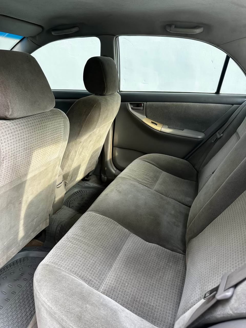 A picture of First body 2006 Toyota Corolla