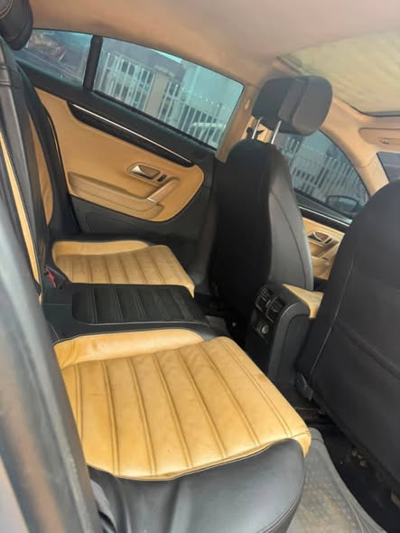 A picture of Volkswagen Passat 2013