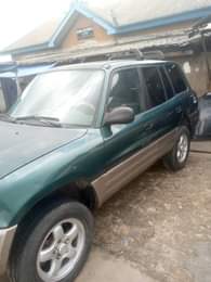 A picture of CLEAN RAV4 Engine very good Gear super sharp AC factory
