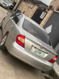 A picture of TOYOTA CAMRY 2005