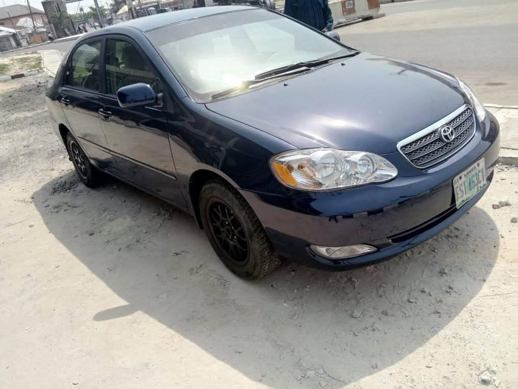 A picture of Toyota Corolla 06
