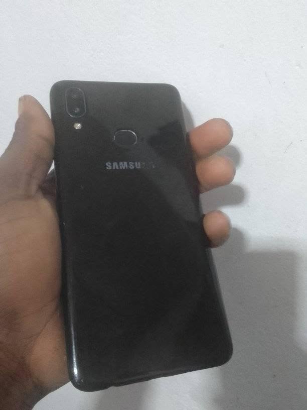 A picture of Samsung A10s