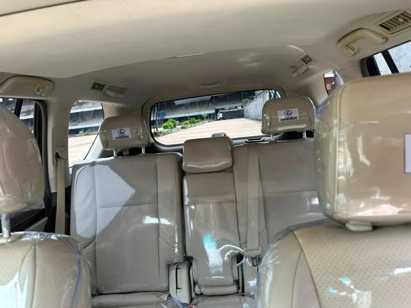 A picture of Total accident free Toks 013 full option Gx 460 lexus