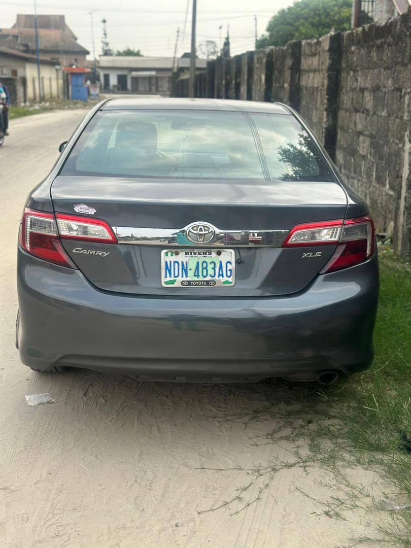 A picture of 2013 Toyota Camry XLE