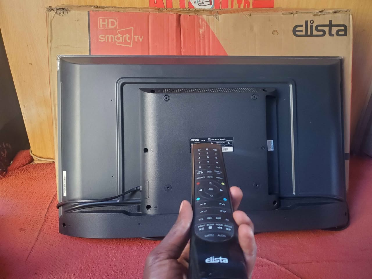 A picture of Elista 32 inch Smart Android TV at 280k