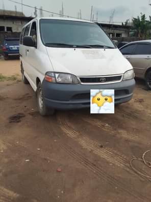 A picture of Tokumbo Grade 2011 Toyota Hiace Bus Automatic gear system. Pure