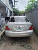 A picture of Neatly Flashed 2005 Toyota Avalon Dashboard with all components in