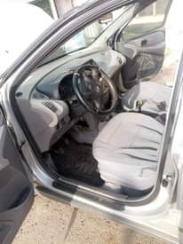 A picture of 2003 Nissan Almera Tino
