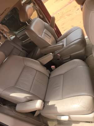 A picture of Toyota Sienna Tokunbo