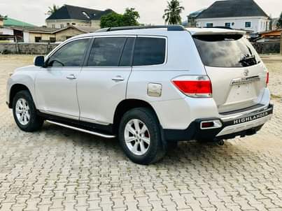 A picture of FEW MONTHS DRIVEN 2012 TOYOTA HIGHLANDER SPORT EDITION 100 FIRST