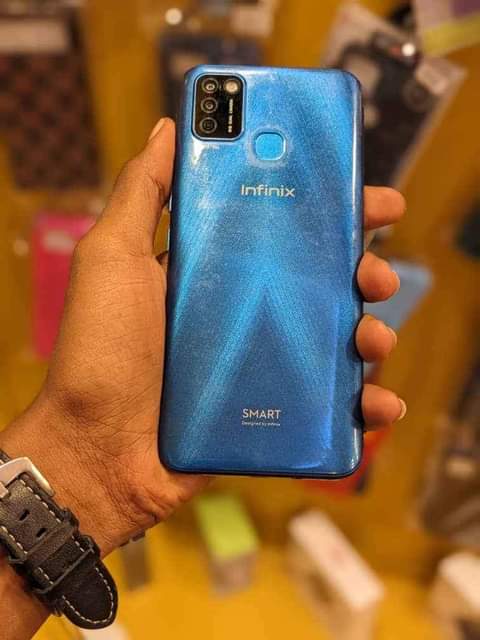 A picture of Infinix smart 5 very clean Call 0764488789 UBUNGO MAWASILIANO