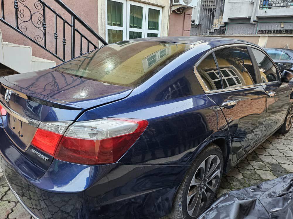 A picture of 2013 Honda accord