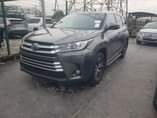 A picture of October 2016 Toyota highlander Toks