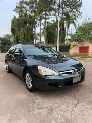 A picture of HONDA ACCORD DC