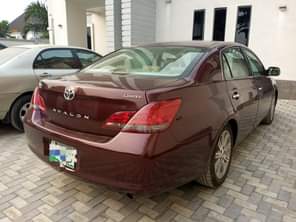 A picture of BELGIUM GRADE 2009 MODEL TOYOTA AVALON Absolutely nothing to fix