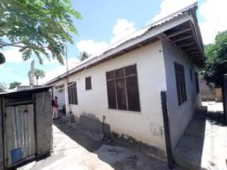 A picture of Nyumba inauzwa Mbagala mbande stend