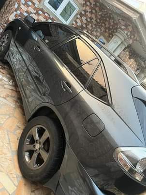 A picture of Rx330 Pure first body Few months barely drive Still Belgium