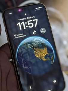 A picture of Iphone xr gb 256