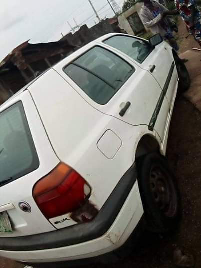 A picture of 1998 Golf Golf 3
